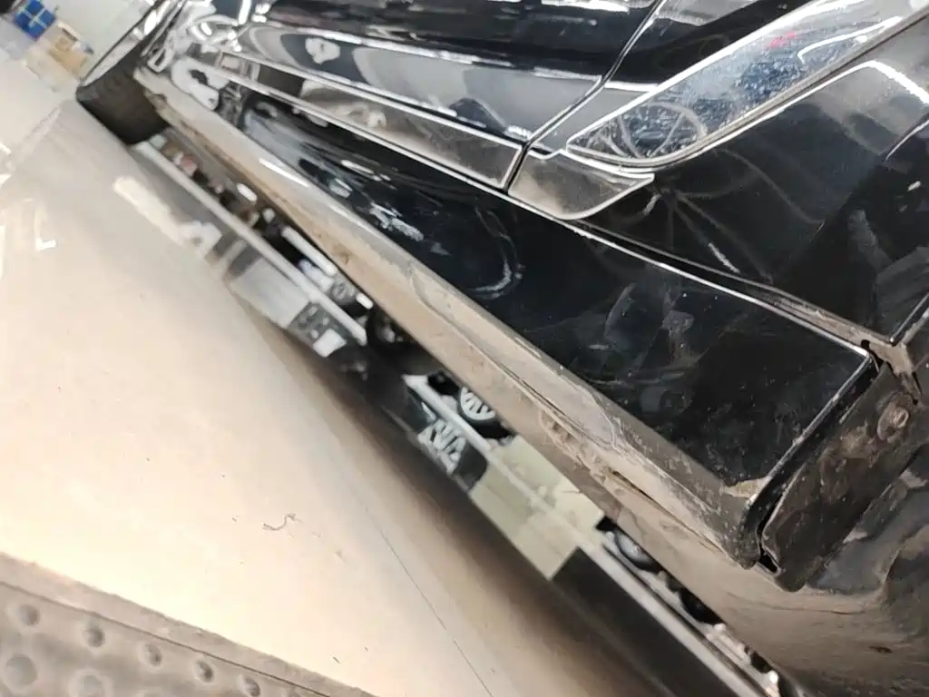 BMW 5 Series 2018 — фото 21