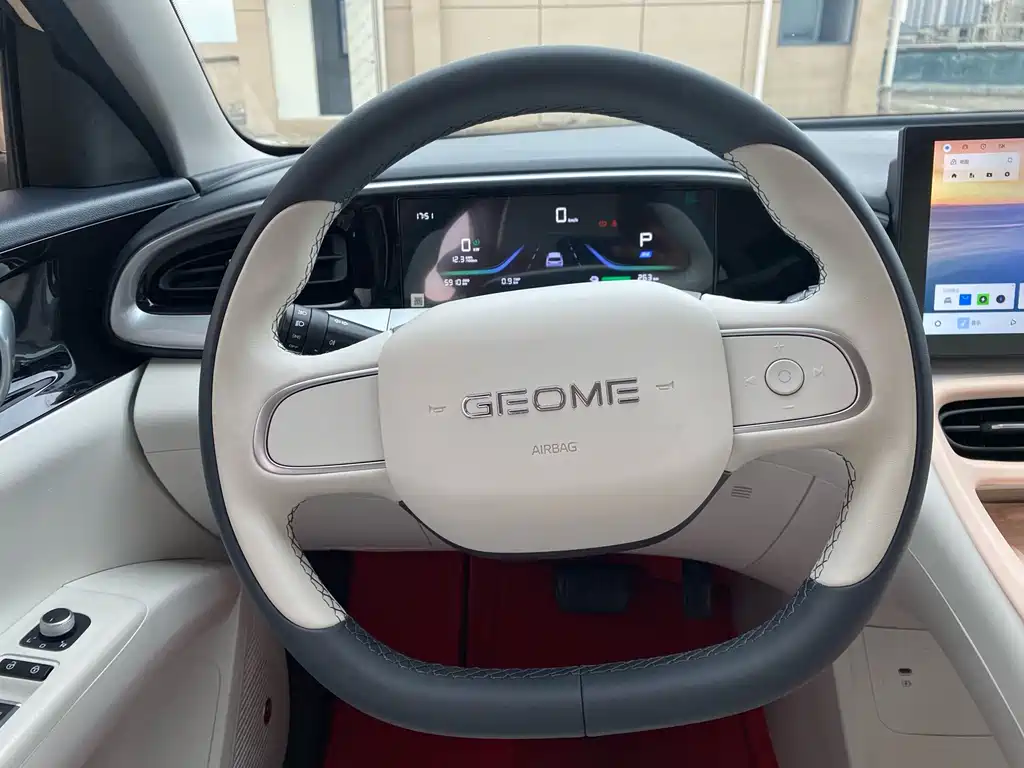 Geely Galaxy Starwish 2026 — фото 16
