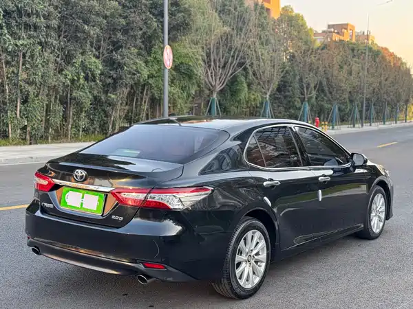Toyota Camry 2019