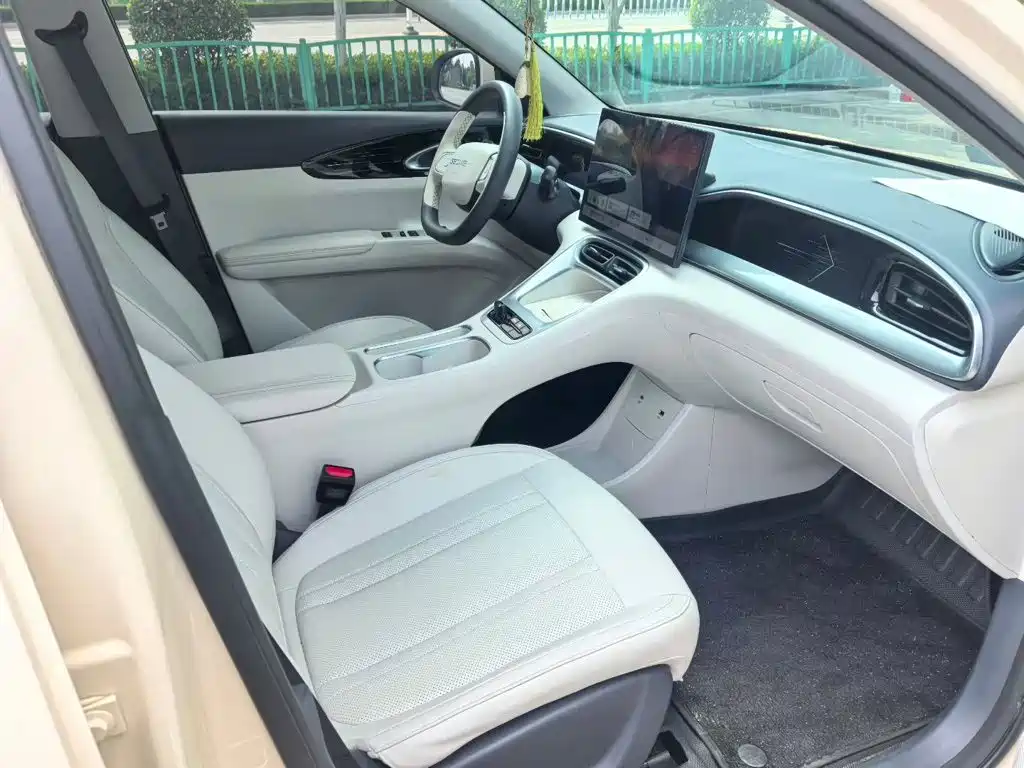 Geely Galaxy Starwish 2025