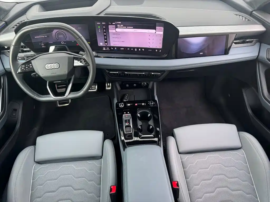 Audi Q6L E-Tron 2025 — фото 16