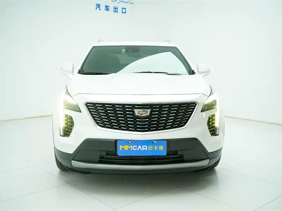 Cadillac XT4 2022 — фото 11