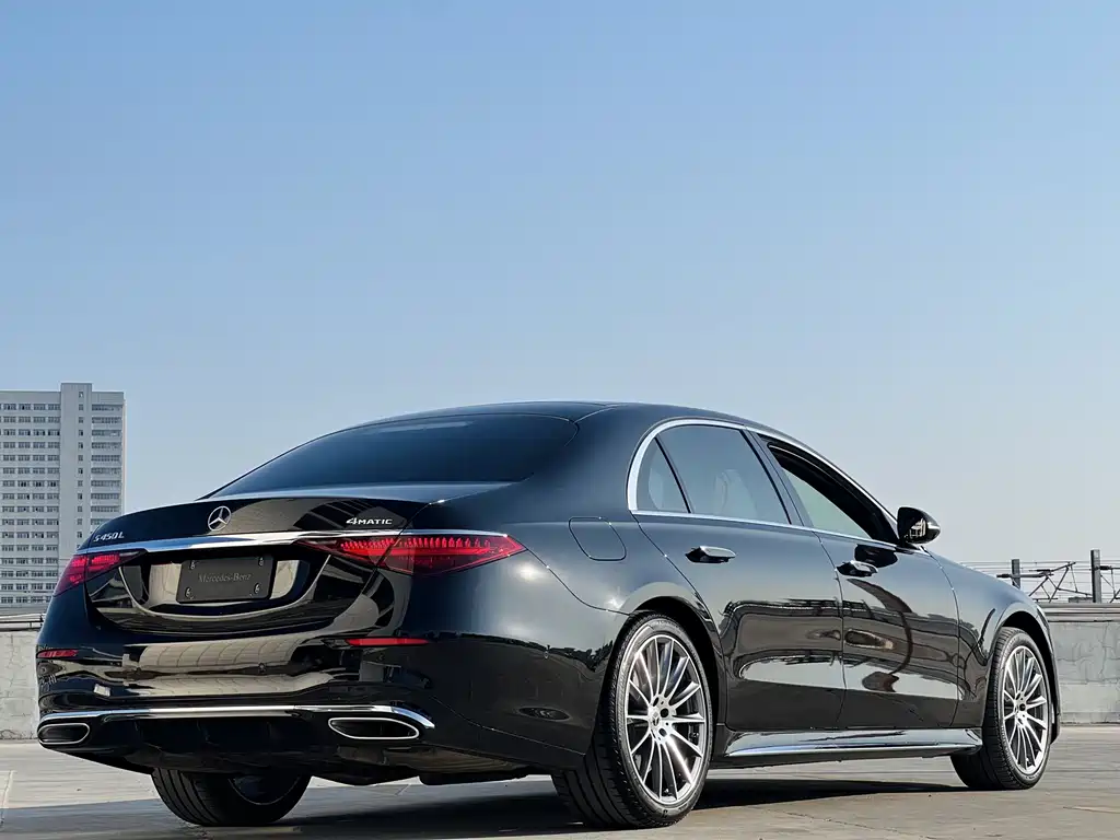 Mercedes-Benz S-Class 2024 — фото 11