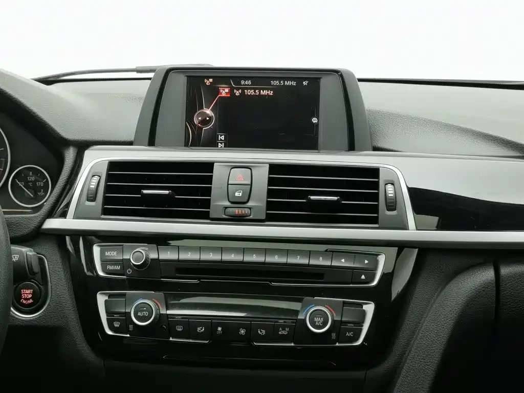 BMW 3 Series 2016 — фото 12