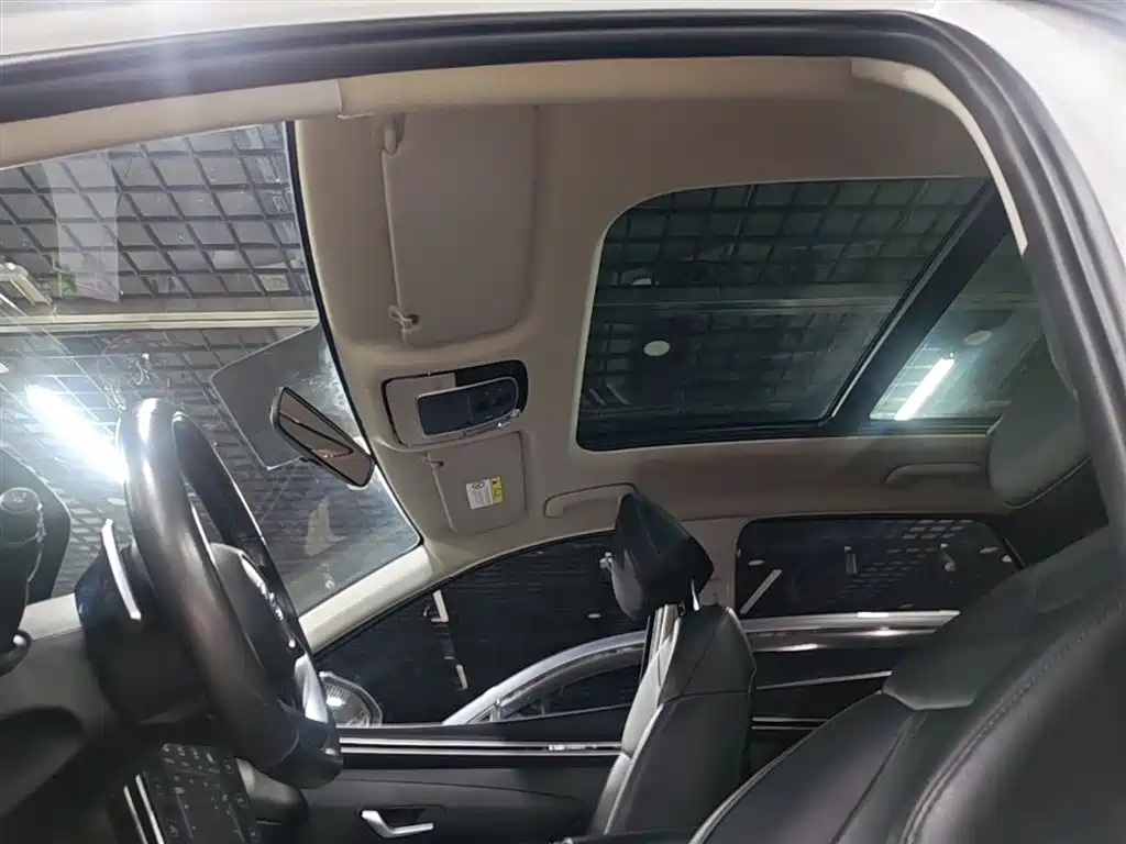Hyundai Tucson 2023 — фото 18
