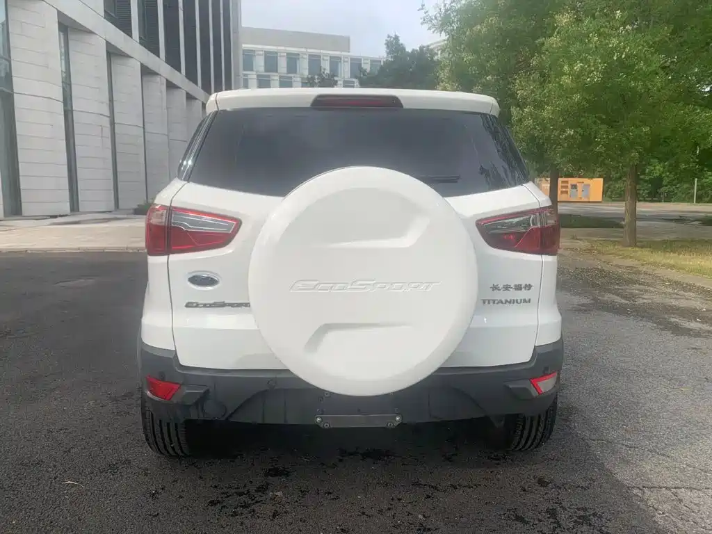 Ford EcoSport 2017 — фото 5