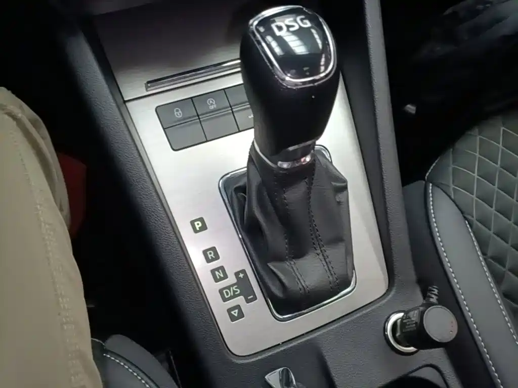 Skoda Octavia 2020 — фото 14
