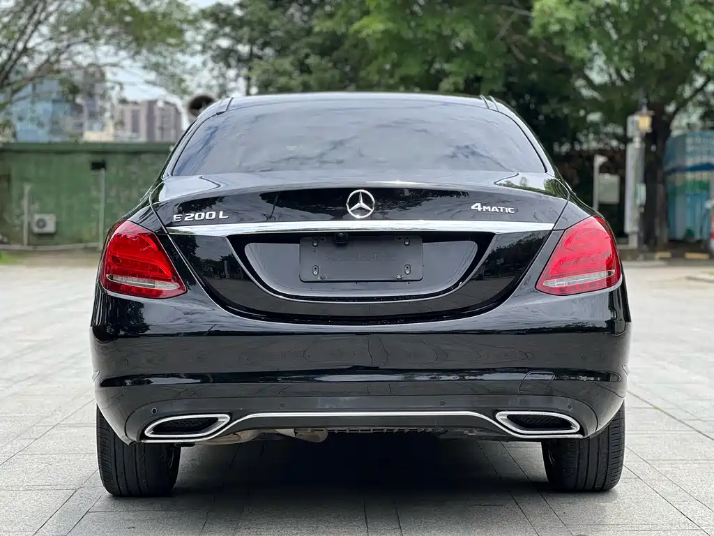 Mercedes-Benz C-Class 2018 — фото 19