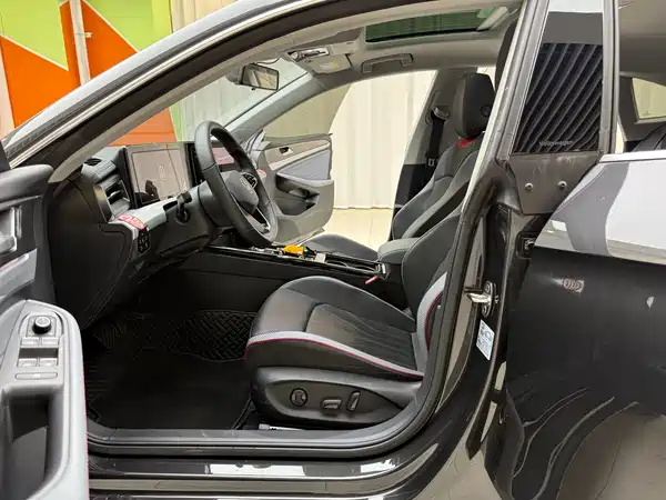 Volkswagen Lamando 2023