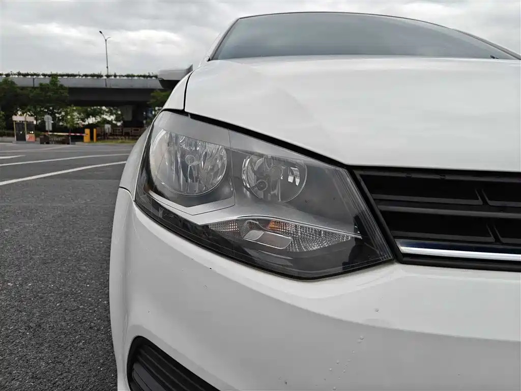 Volkswagen Polo 2018 — фото 9