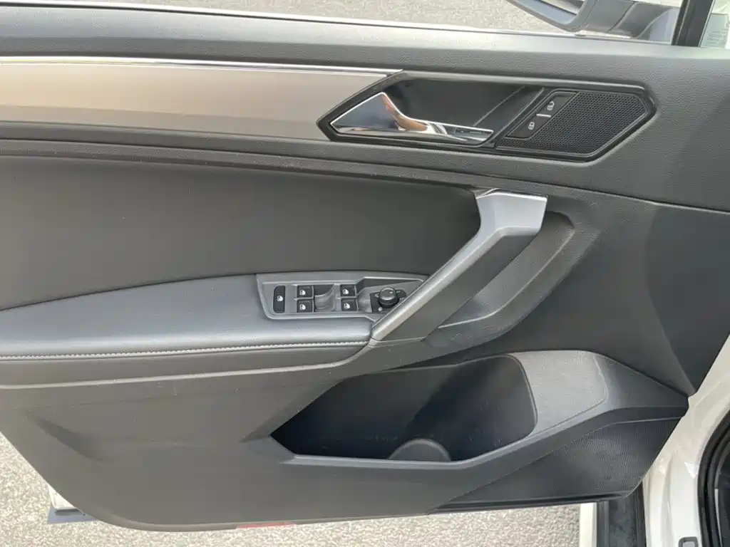 Volkswagen Tiguan L 2020