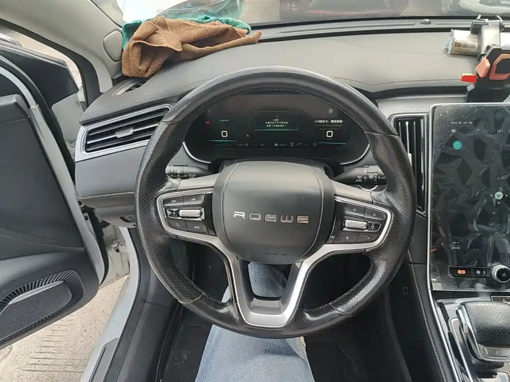 Roewe i6 MAX New Energy 2022 — фото 11