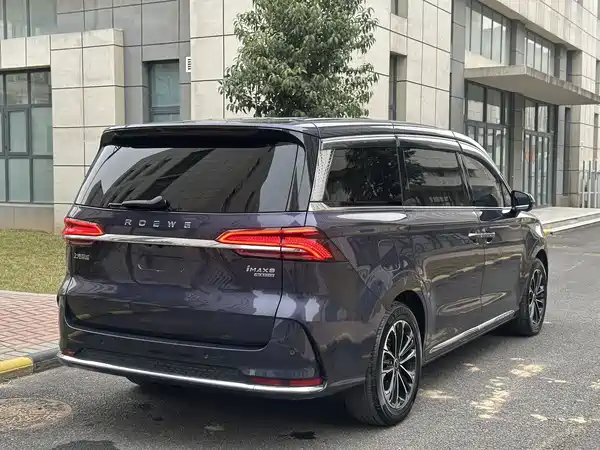 Roewe iMAX8 2022