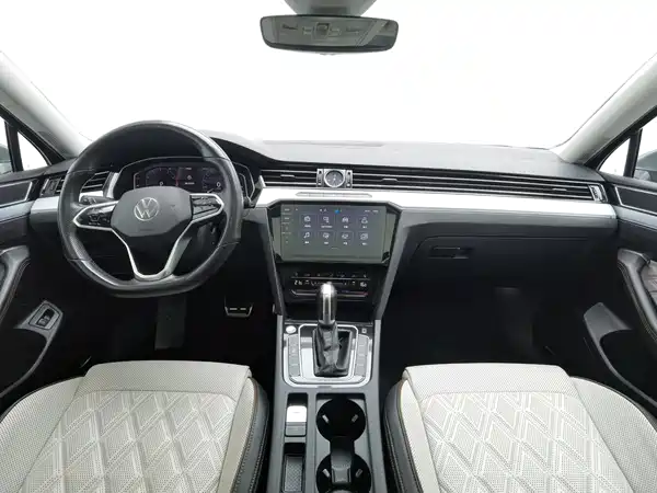 Volkswagen Magotan 2024