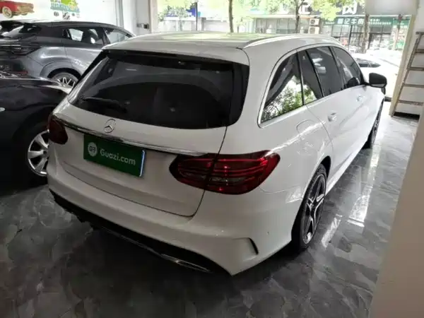Mercedes-Benz C-Class 2021