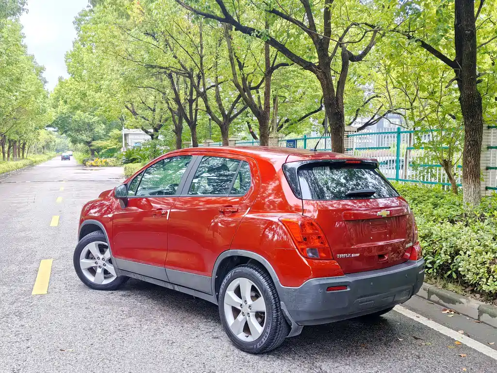 Chevrolet Trax 2015 — фото 15