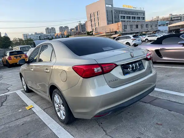 Roewe 360 2017