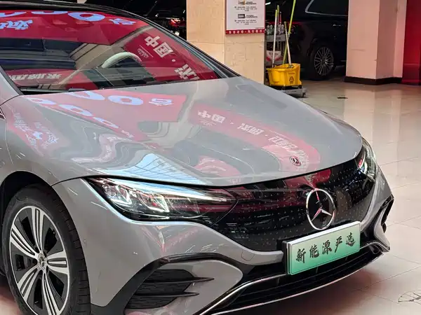 Mercedes-Benz EQE 2022