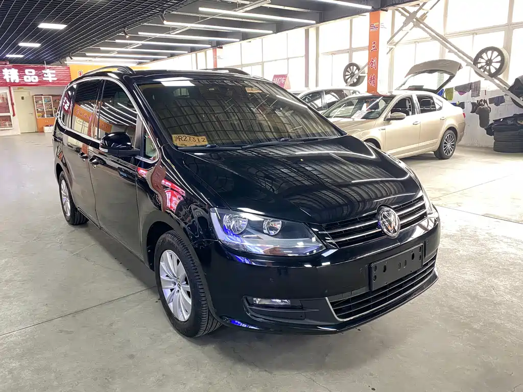 Volkswagen Sharan 2017 — фото 3