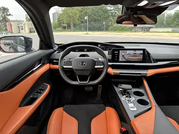 Changan UNI-V 2024
