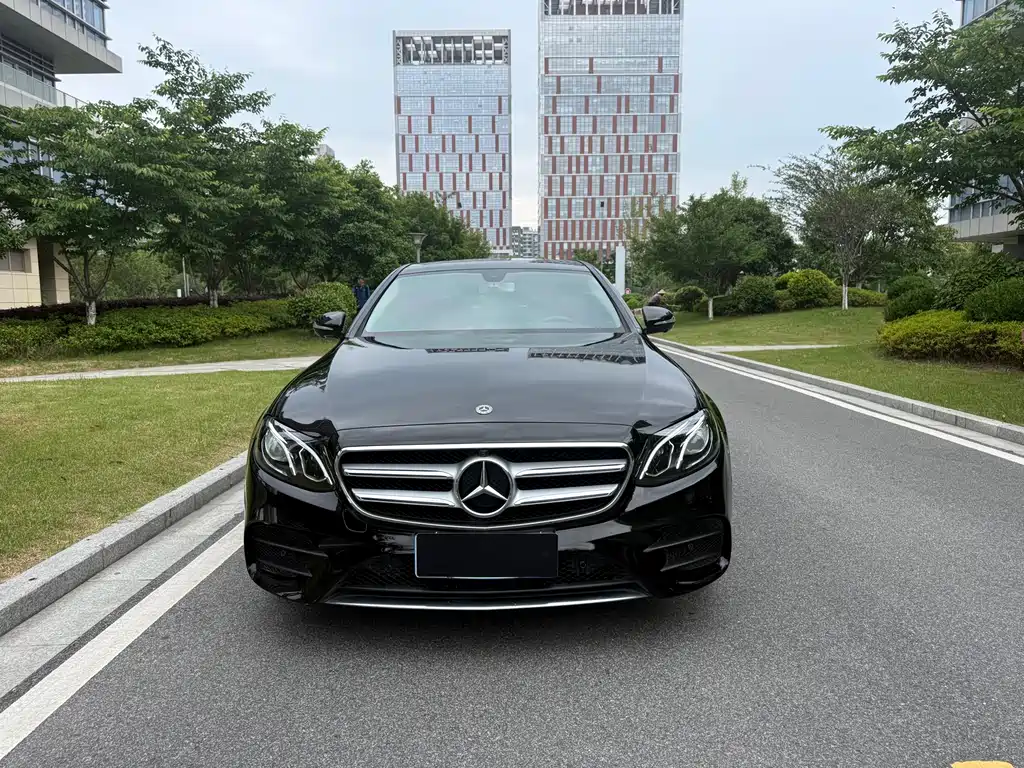 Mercedes-Benz E-Class 2019 — фото 4