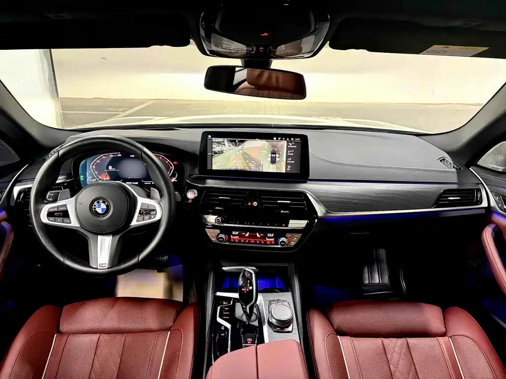 BMW 5 Series 2020 — фото 4