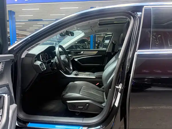 Audi A6L 2021