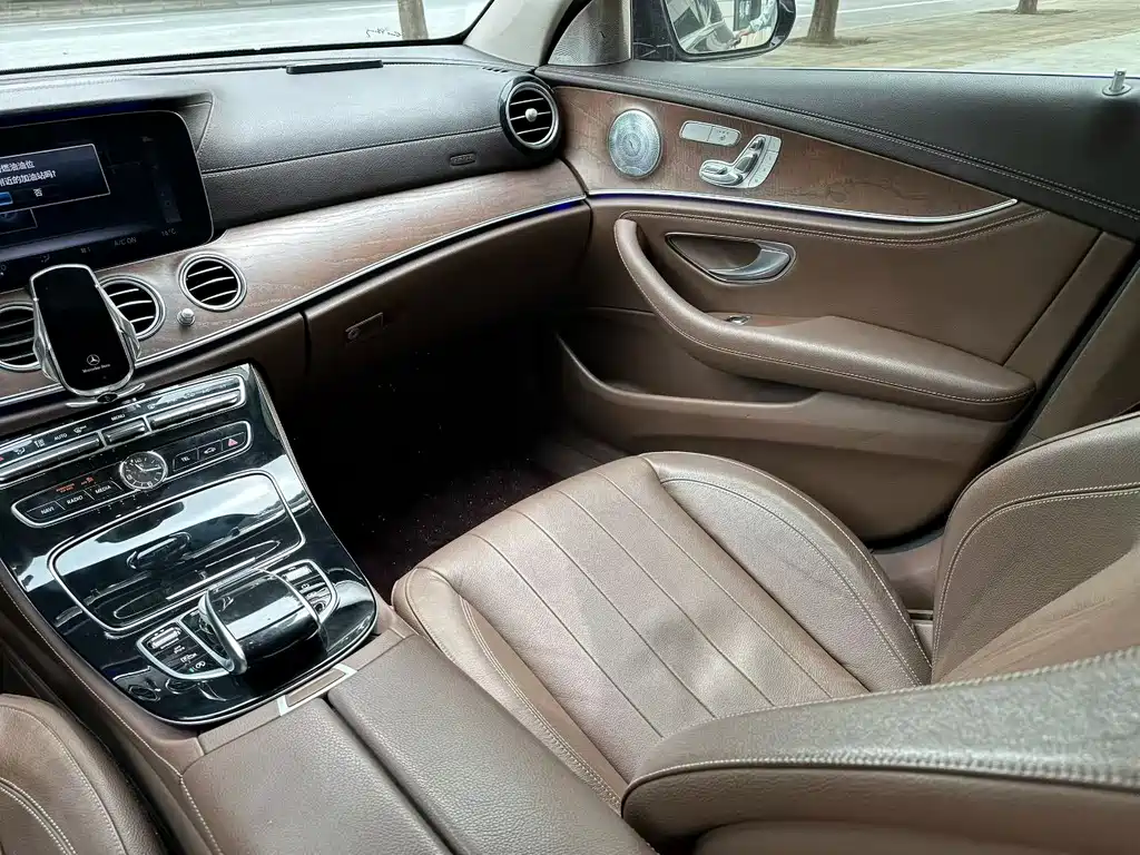 Mercedes-Benz E-Class 2017