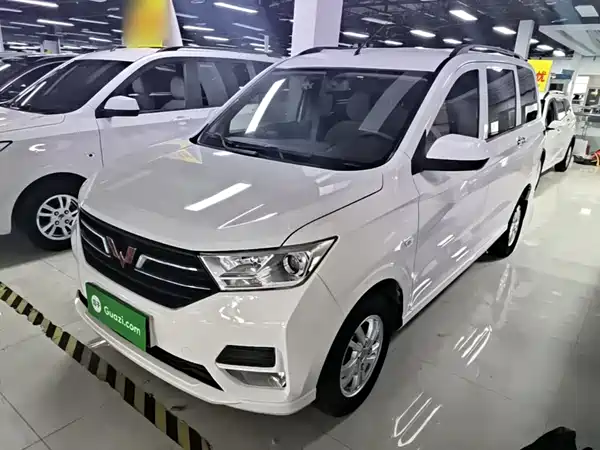 Wuling Hongguang 2019