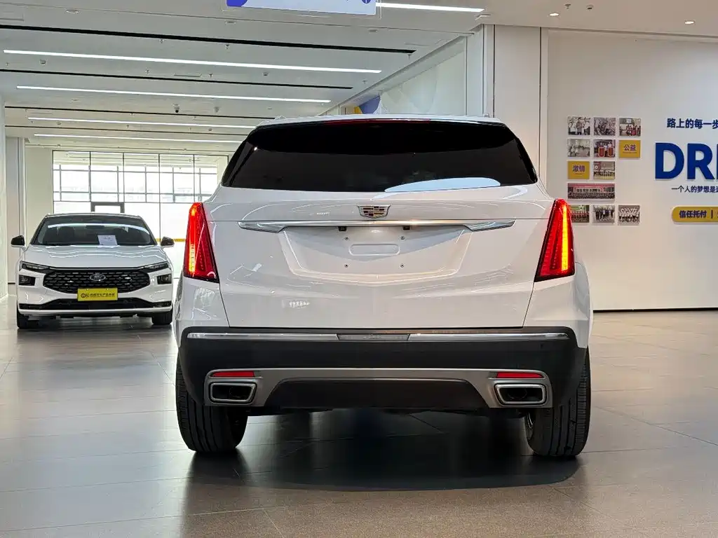Cadillac XT5 2020 — фото 5
