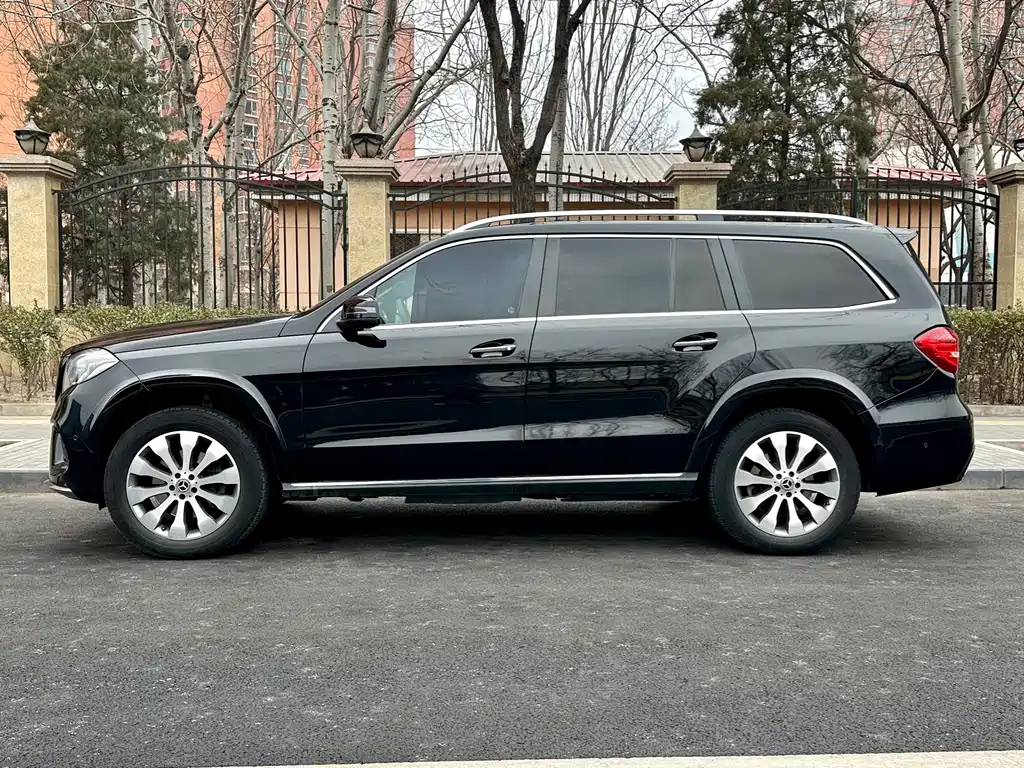 Mercedes-Benz GLS 2017 — фото 3