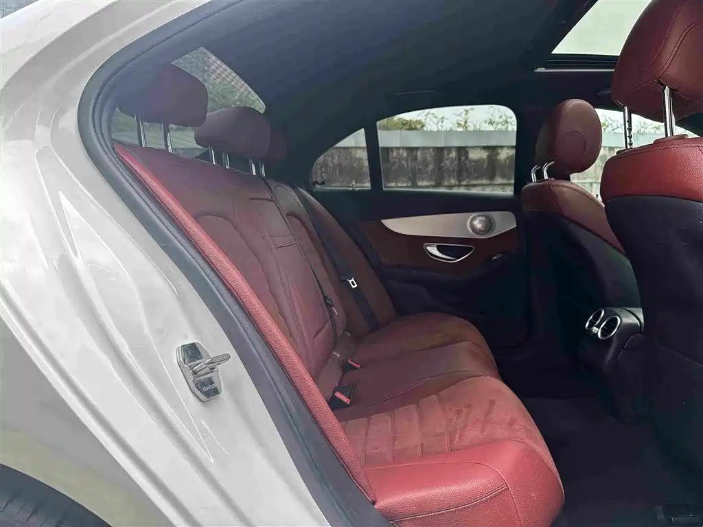 Mercedes-Benz C-Class 2018 — фото 19