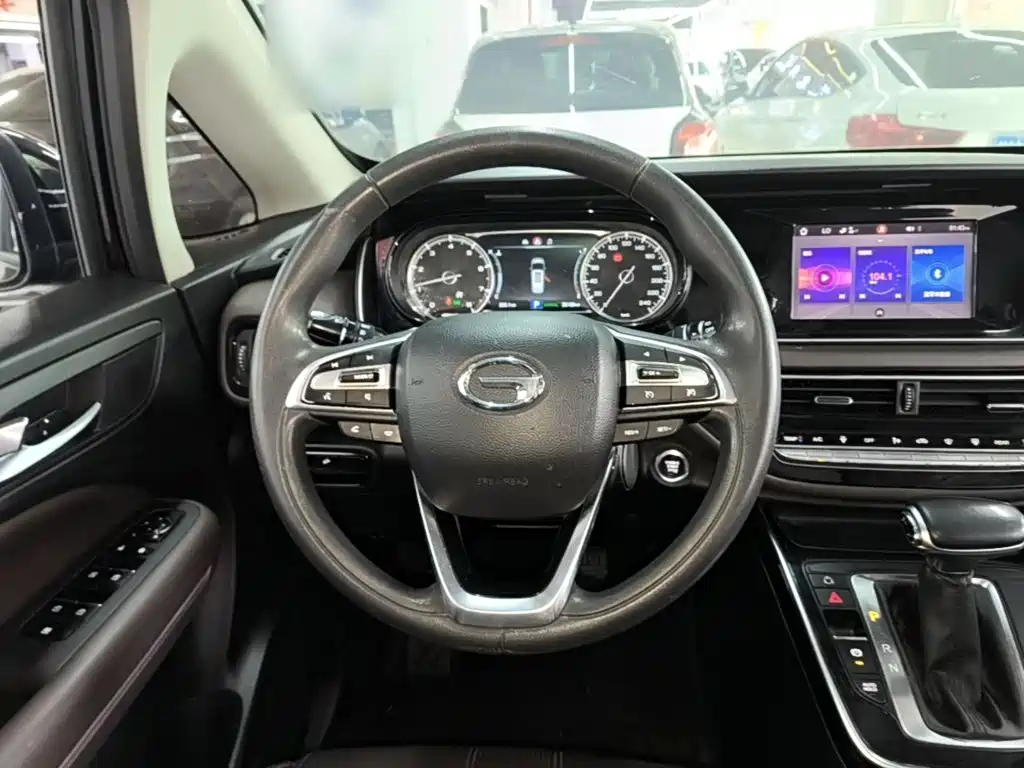 GAC Trumpchi M6 2020 — фото 11