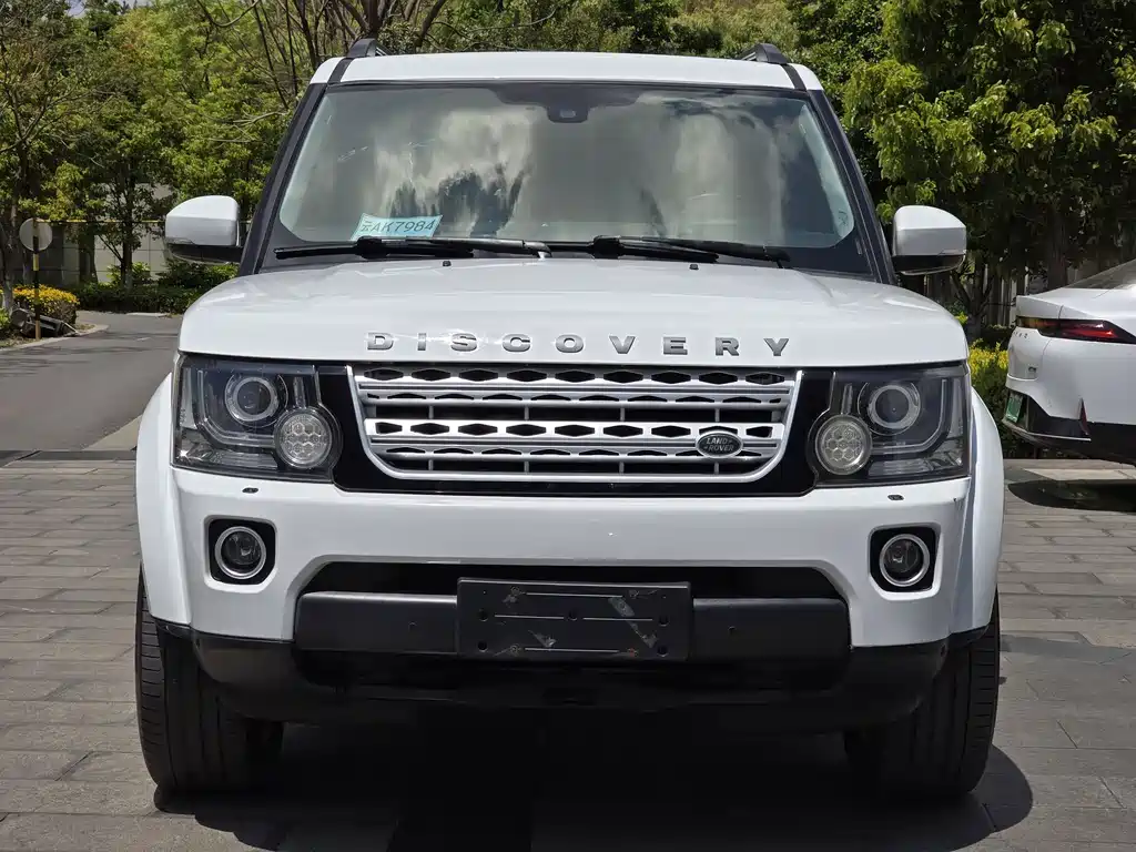 Land Rover Discovery 2015 — фото 2