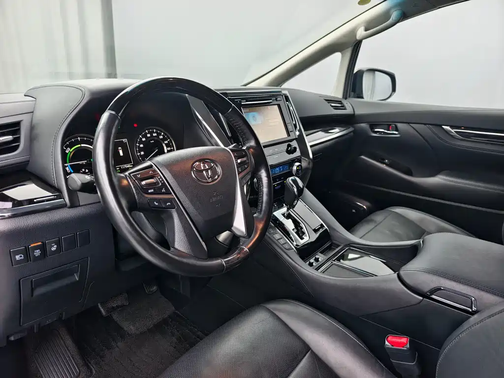 Toyota Vellfire 2019 — фото 10