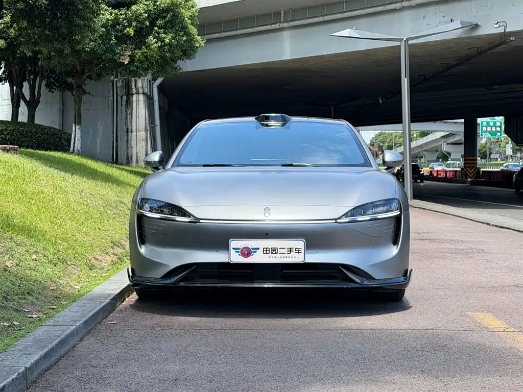 Luxeed Zhijie S7 2025