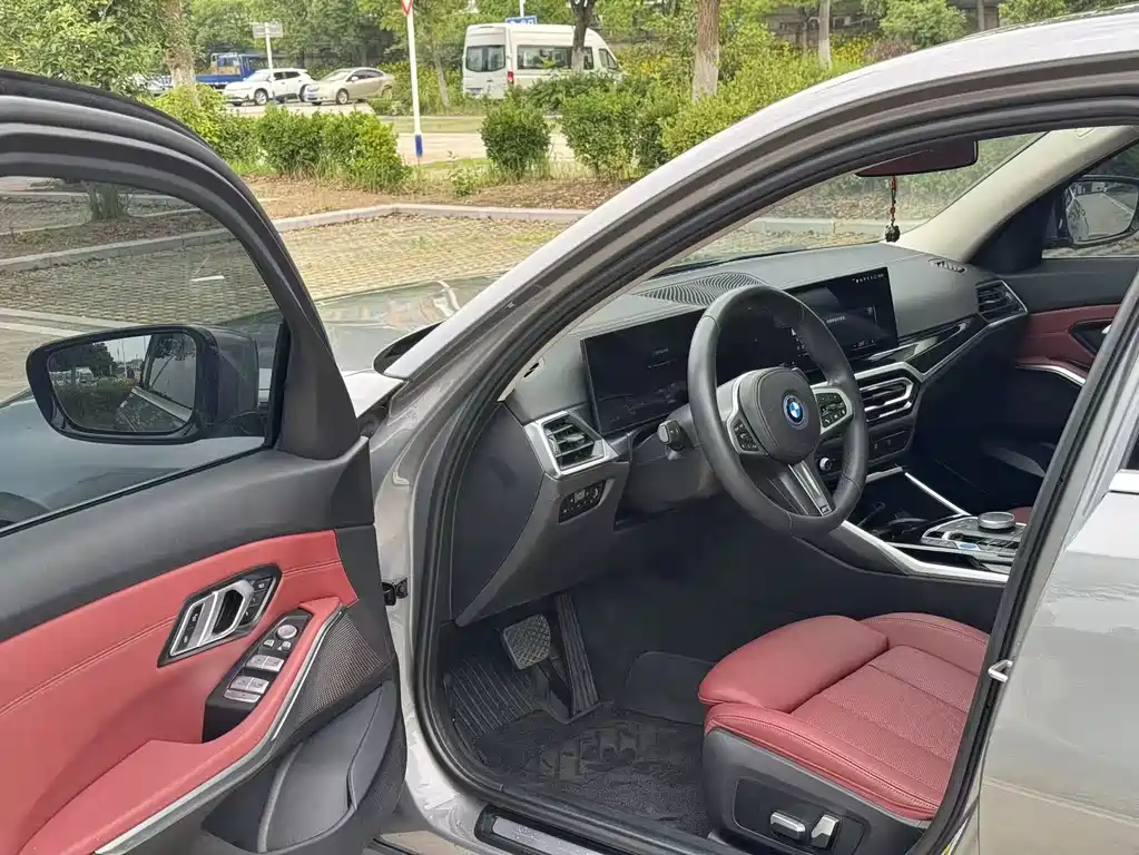 BMW i3 2022 — фото 9