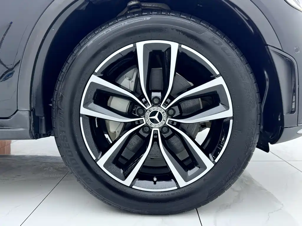 Mercedes-Benz GLC 2021 — фото 18