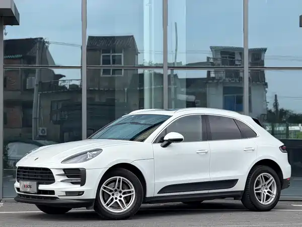 Porsche Macan 2020