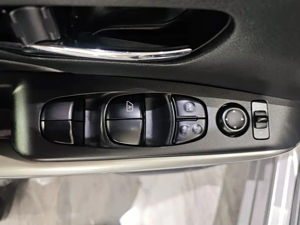 Nissan Kicks 2019 — фото 17