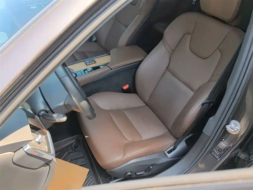 Volvo S90 2022 — фото 15