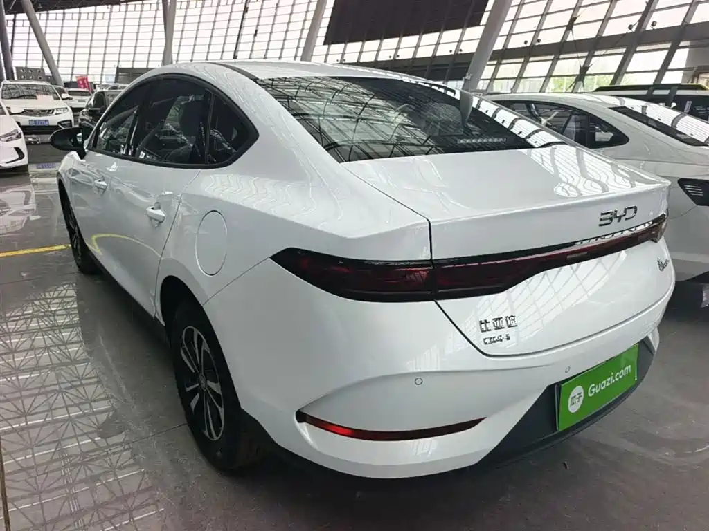 BYD Qin PLUS 2026 — фото 5