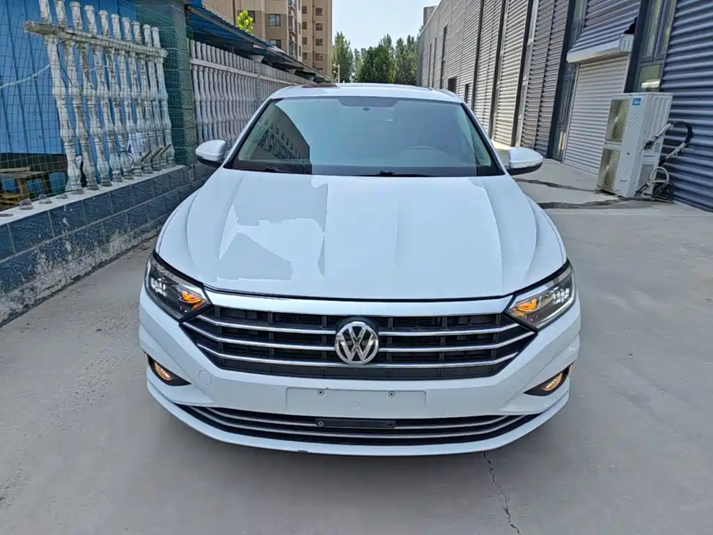 Volkswagen Sagitar 2022
