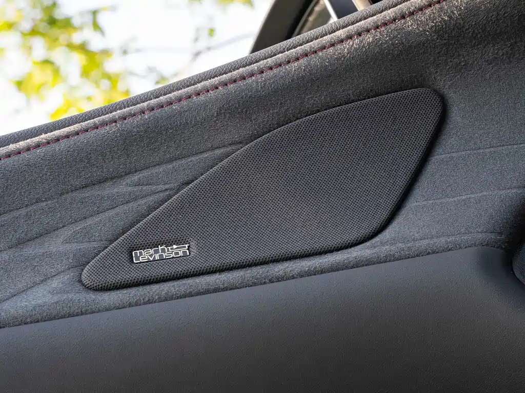 Lexus RX 2024 — фото 19