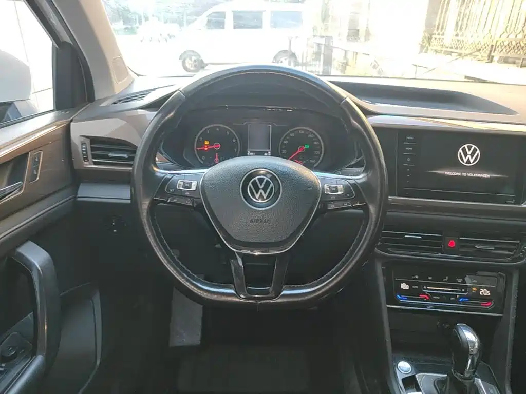 Volkswagen Tuyue 2021