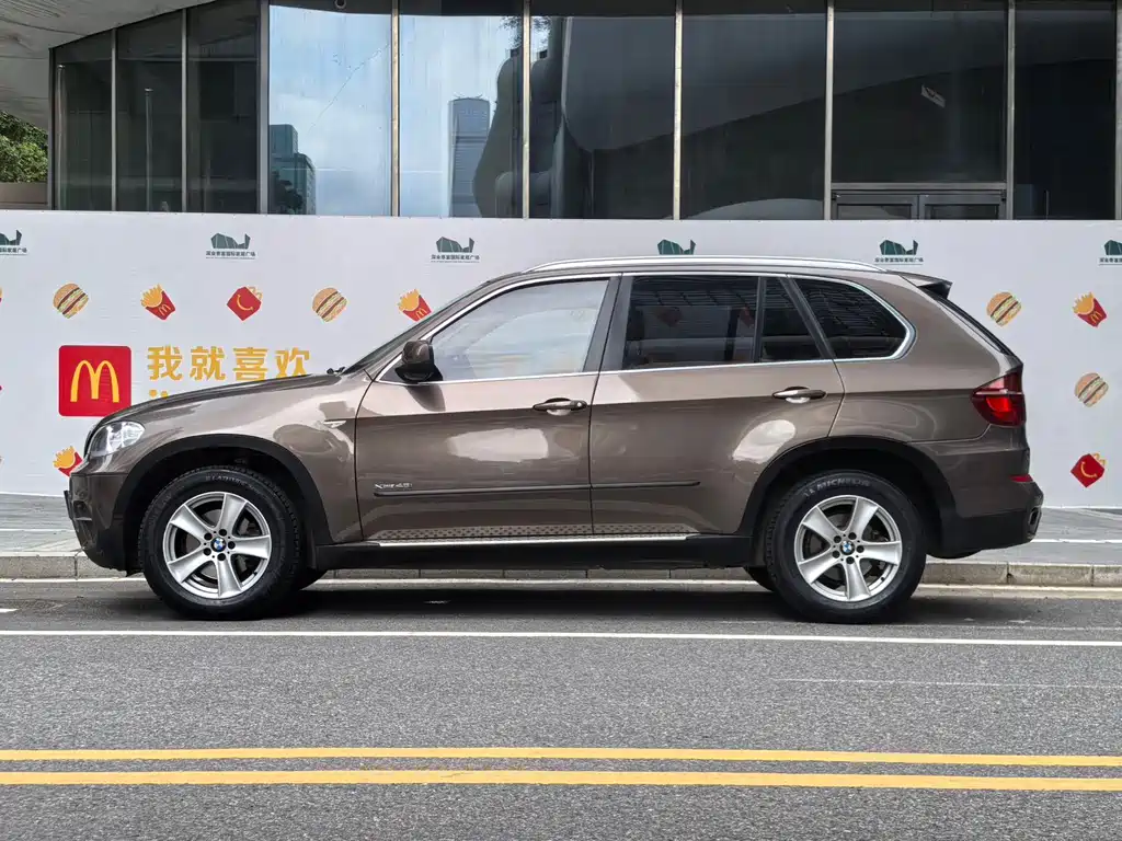 BMW X5 2011 — фото 18