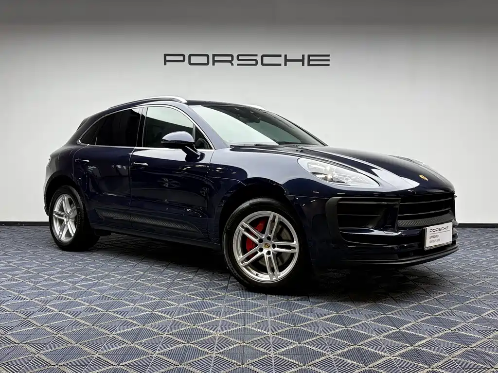 Porsche Macan 2023 — фото 17