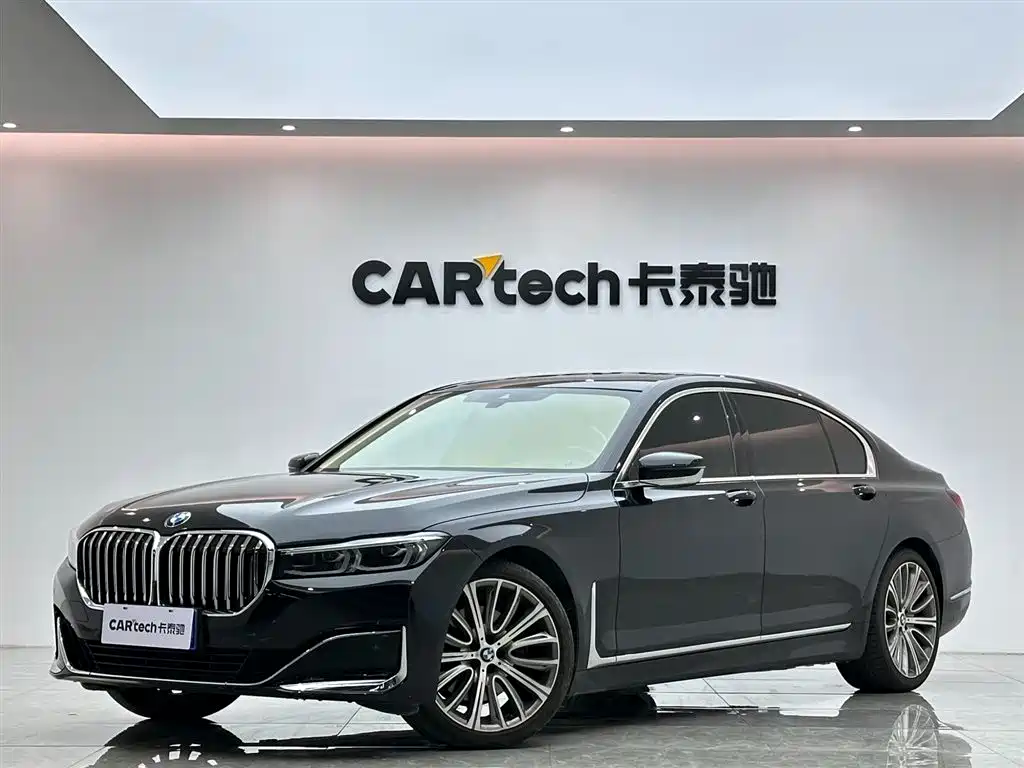 BMW 7 Series 2021 — фото 1