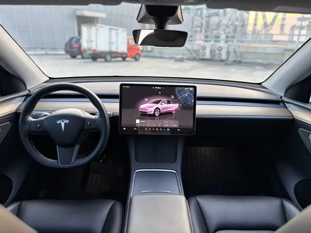 Tesla Model Y 2022 — фото 5