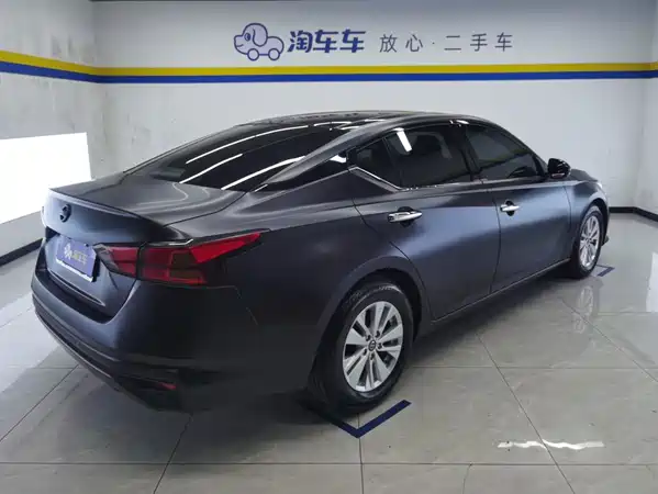 Nissan Teana 2020